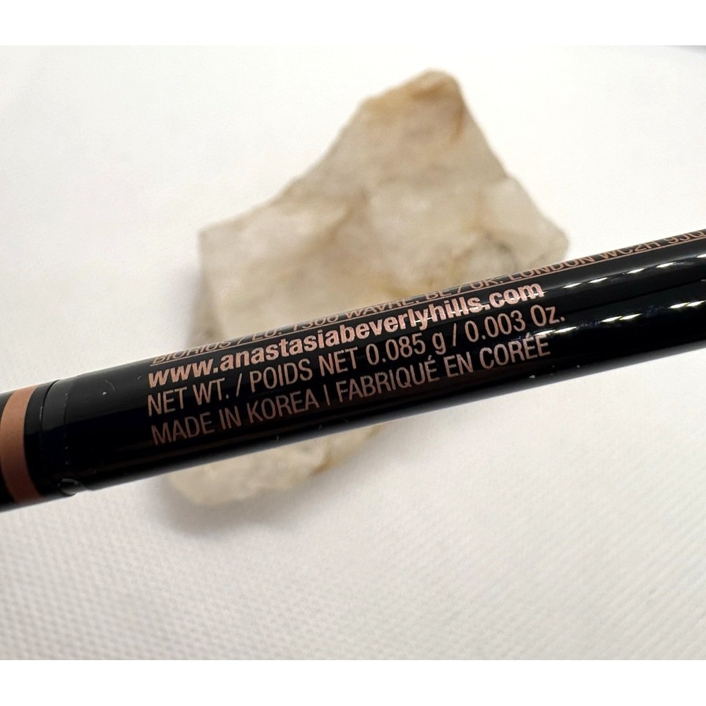 Anastasia Beverly Hills ABH Brow Wiz Medium Brown Full Size 0.003oz/ 0.085g NWOB - Picture 4 of 4